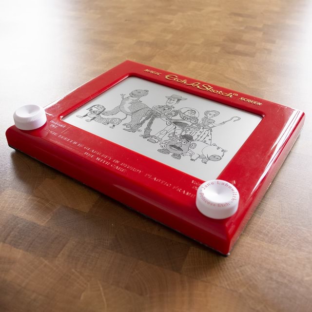 Neat fact: Etch's appearance in Toy Story is credited for saving Etch A  Sketch from falling out of production back in the 90s! Thanks Pixar! -  iFunny Brazil