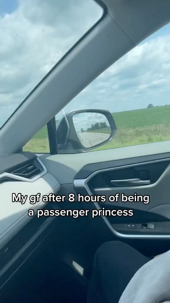 We are the designated passenger princess. @ the first person you think of  // credit/permission: xmorganxcooperx on TikTok & @christensenkatie - My  after 8 hours of being passenger princess ais - iFunny Brazil