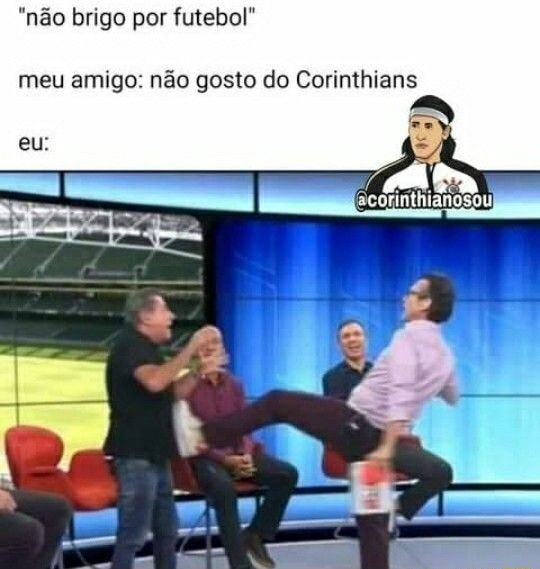 Meus amigos me chamam para jogar futbol sabendo que eu não gosto