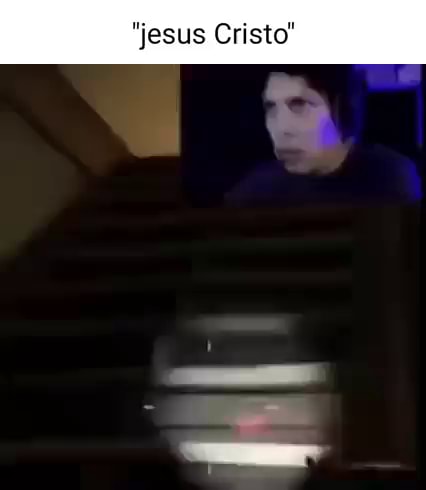 Jesus abraçando um boneco do roblox - iFunny Brazil