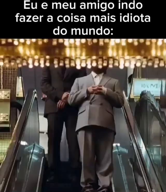 Eu: *Confundo o Krauser com Wesker* Meus Amigos: cem pr pra bomo - iFunny  Brazil